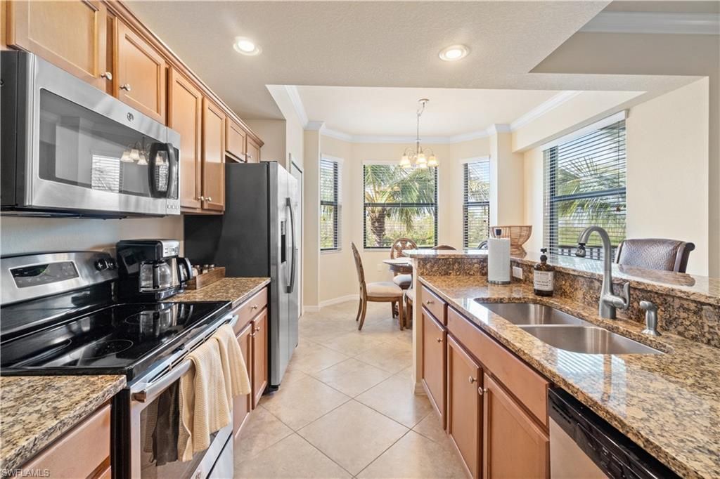 9727 Acqua Ct, Unit 436, Naples, FL 34113 Photo