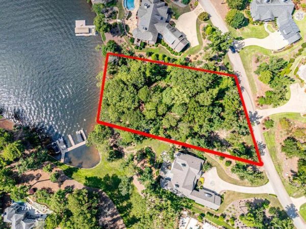 1030 Broadview Point, Greensboro, GA 30642