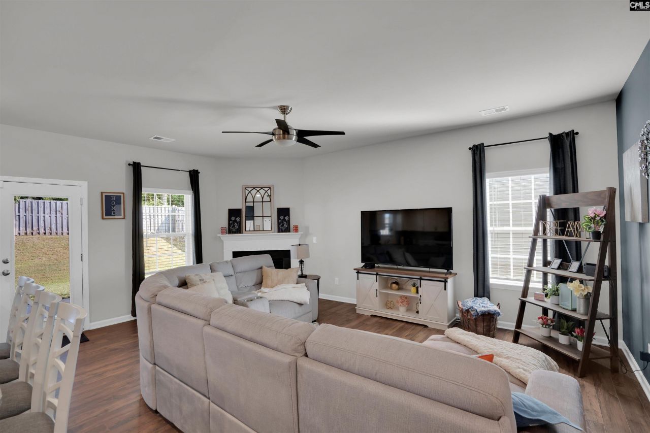 707 Channing Creek Lane Photo 15