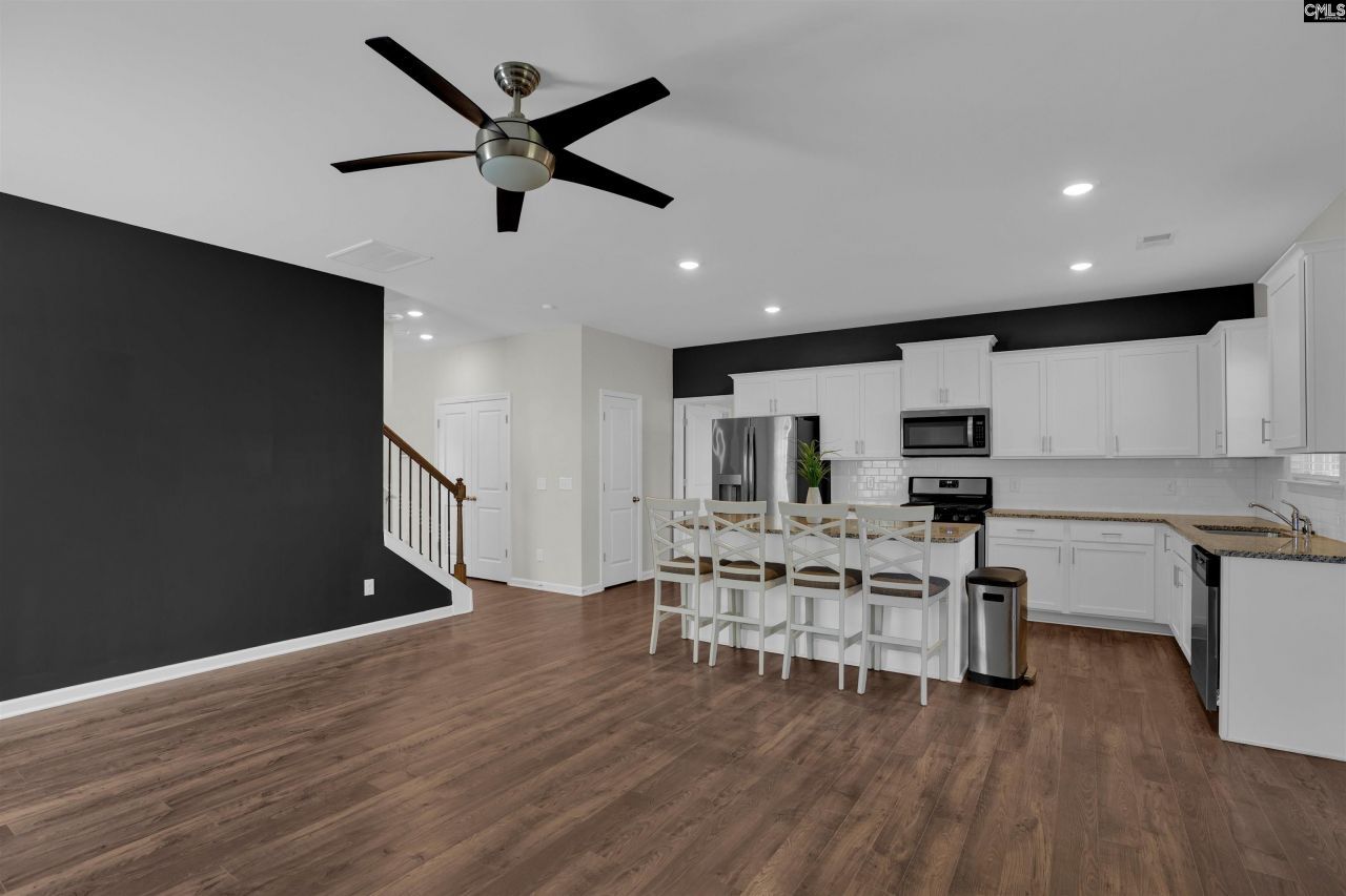 707 Channing Creek Lane Photo 17