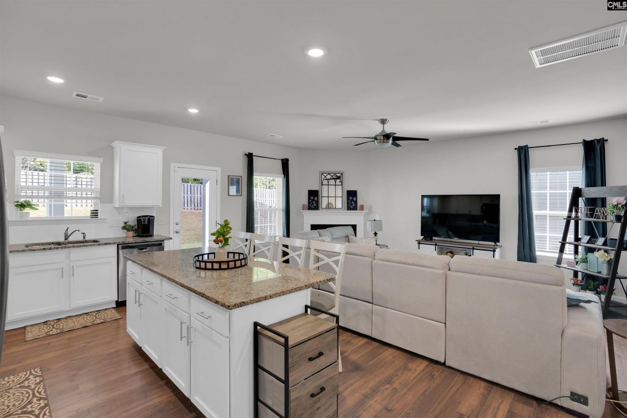 707 Channing Creek Lane Photo 19