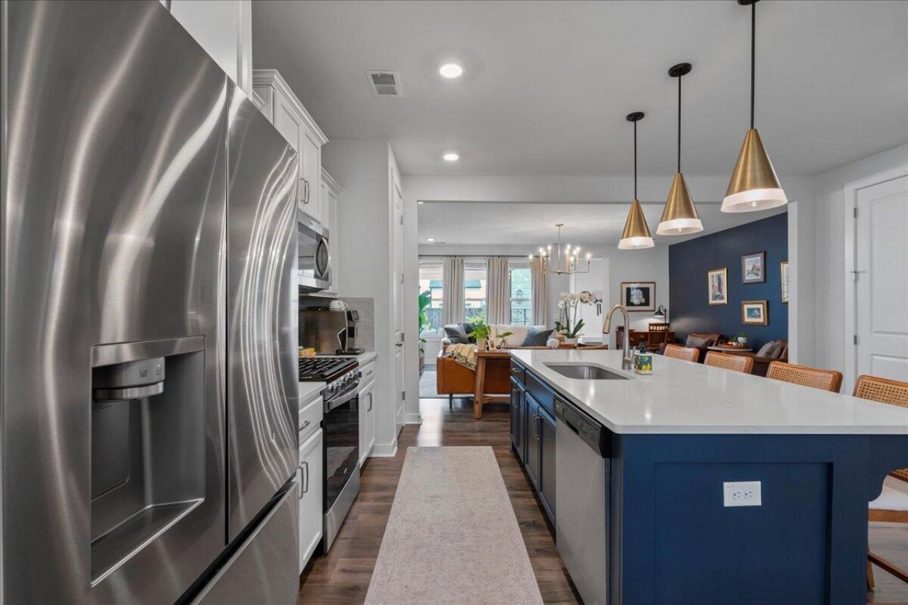 1011 Swamp Harrier Avenue Photo 15