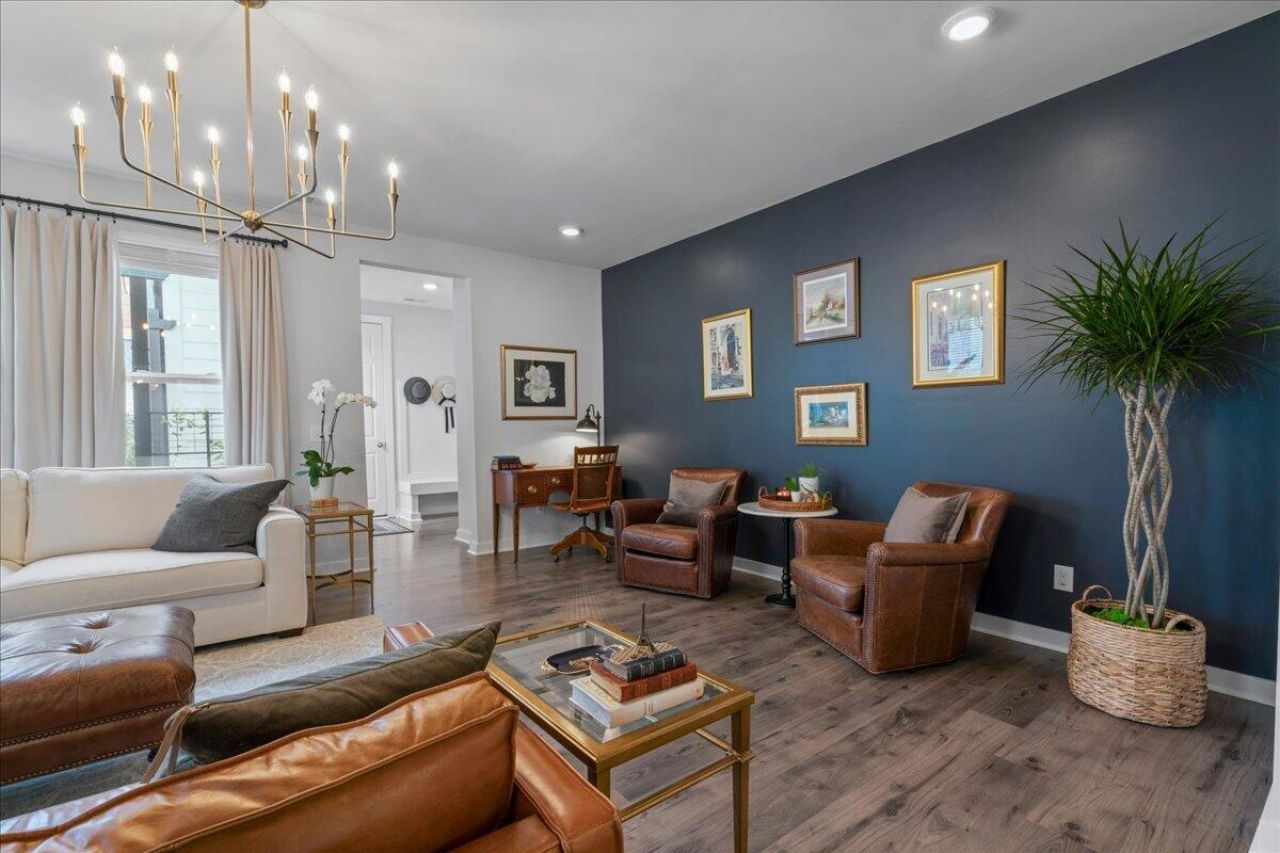 1011 Swamp Harrier Avenue Photo 19