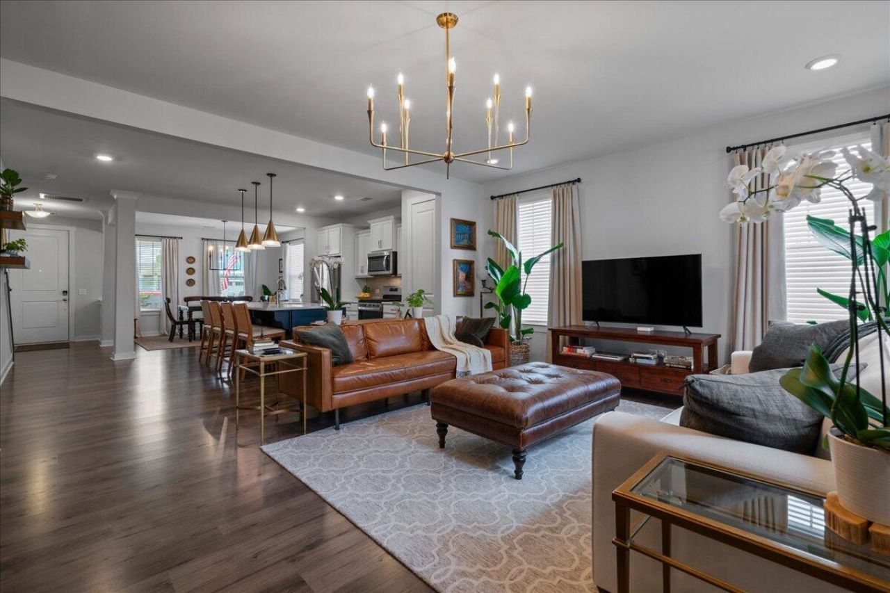 1011 Swamp Harrier Avenue Photo 20