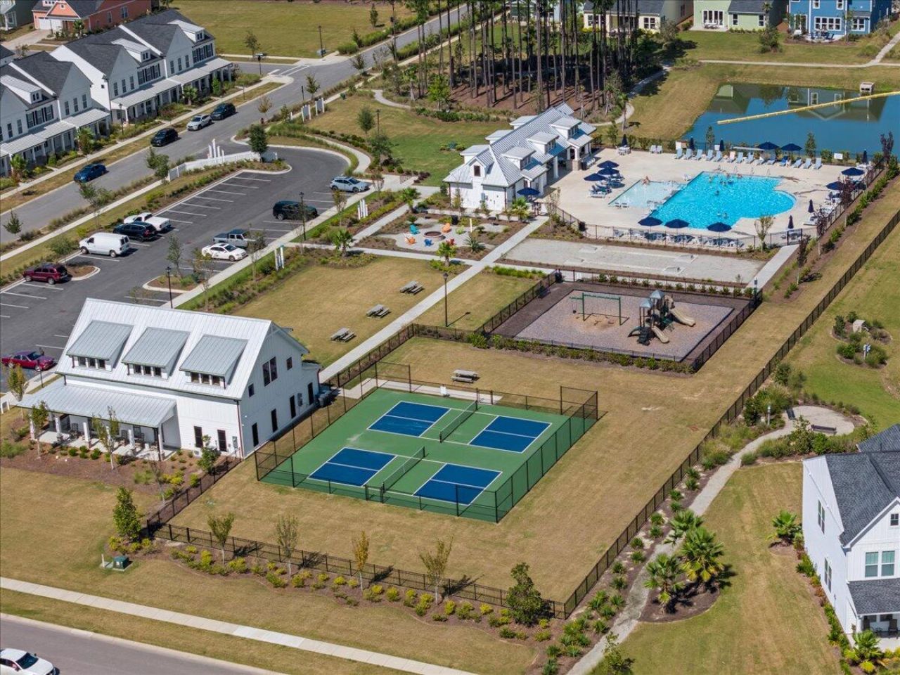 1011 Swamp Harrier Avenue Photo 43