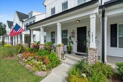 1011 Swamp Harrier Avenue photo 4