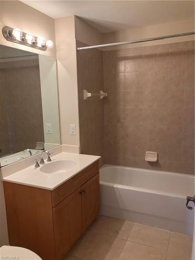2904 Tuscan Dr, Unit 303, Cape Coral, FL 33909 Photo