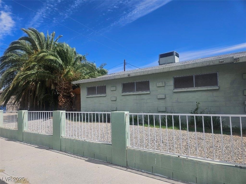 1212 Eleanor Avenue, Las Vegas, NV 89106 Main Photo