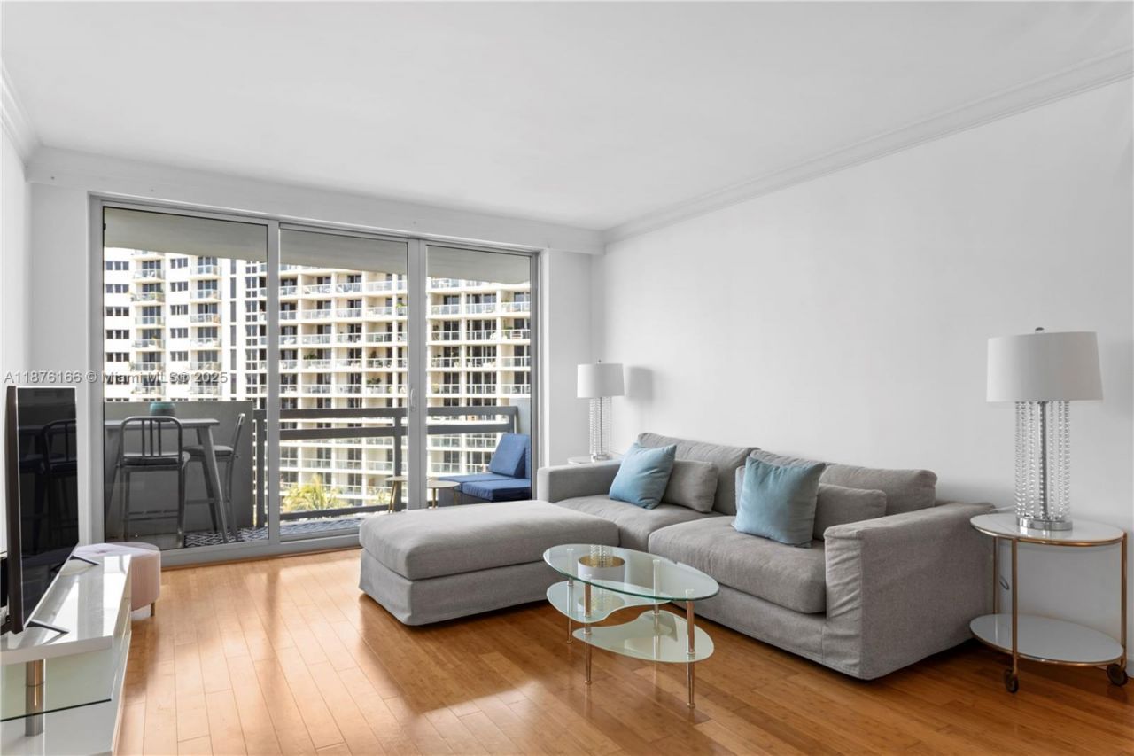 1500 Bay Rd, Unit 866S, Miami Beach, FL 33139 Photo