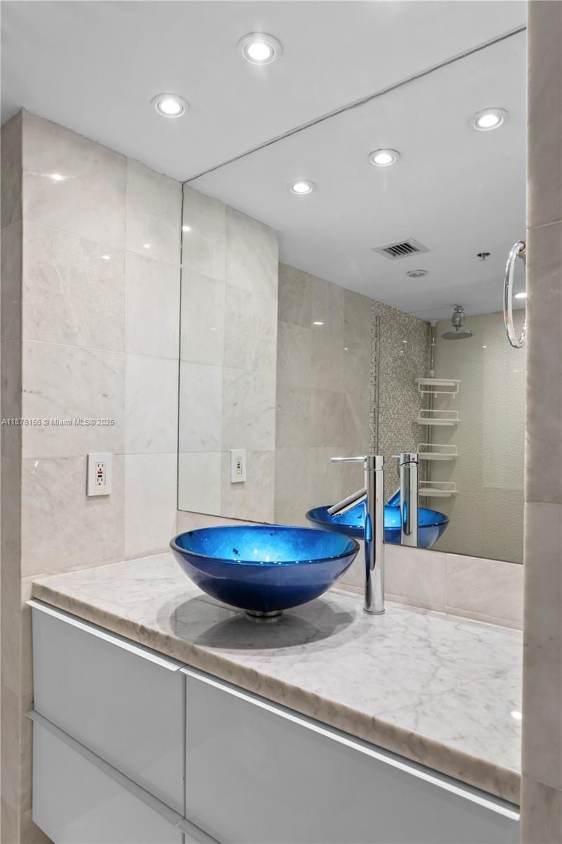 1500 Bay Rd, Unit 866S, Miami Beach, FL 33139 Photo