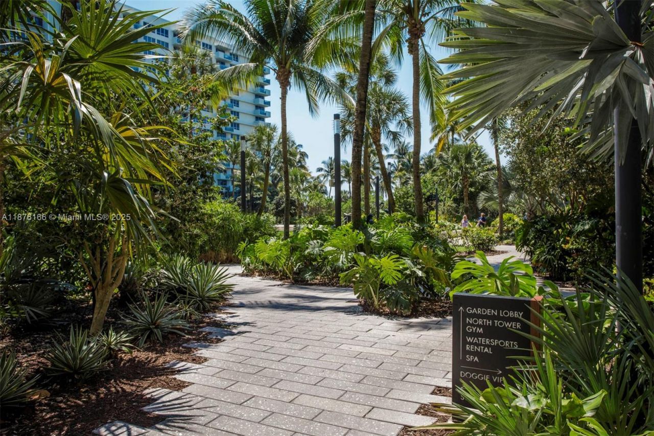 1500 Bay Rd, Unit 866S, Miami Beach, FL 33139 Photo