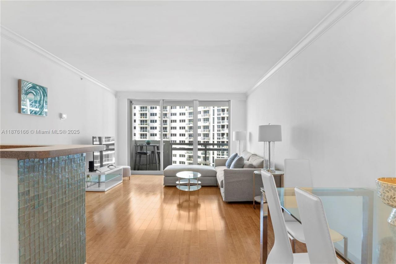 1500 Bay Rd, Unit 866S, Miami Beach, FL 33139 Photo