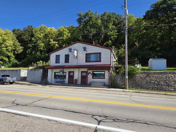 106 Main Street, Ferryville, WI 54628