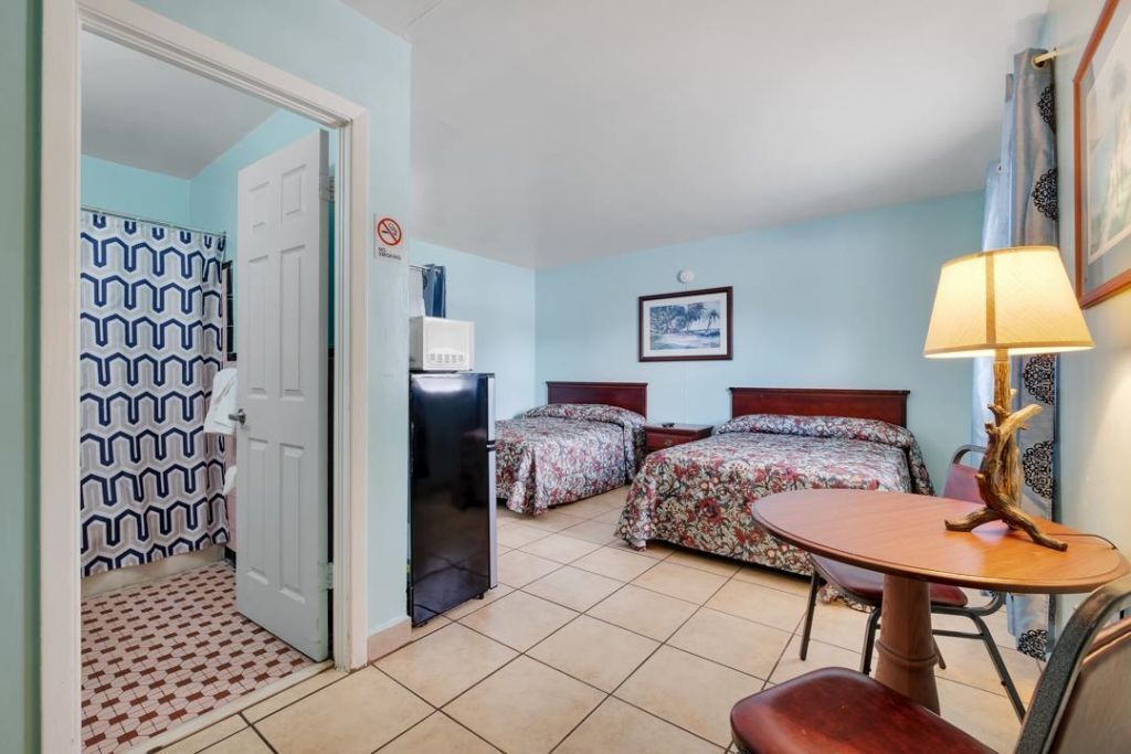 317 N Byron Butler Parkway, Perry, FL 32347 Photo