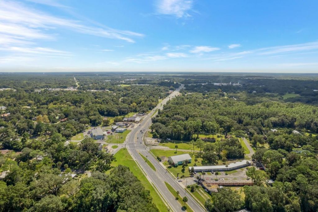 317 N Byron Butler Parkway, Perry, FL 32347 Photo