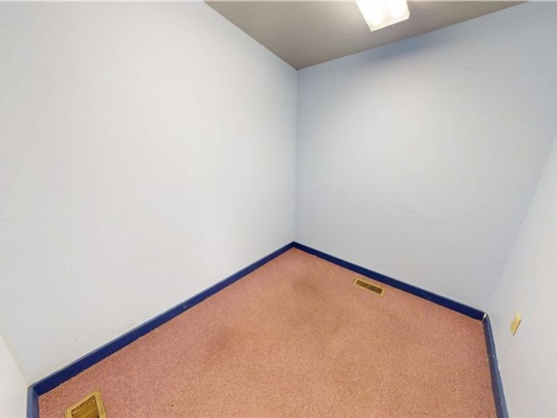 4922 Mahoning Avenue NW, Champion, OH 44483 Photo 25