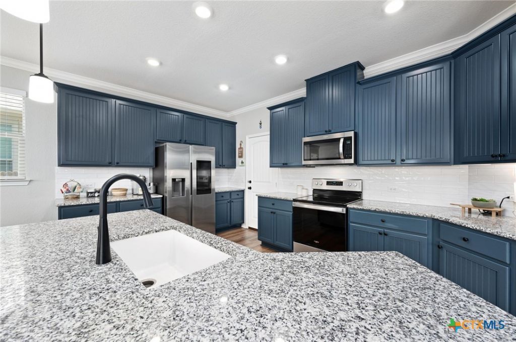 120 Kennicott Drive, Kyle, TX 78640 Main Photo