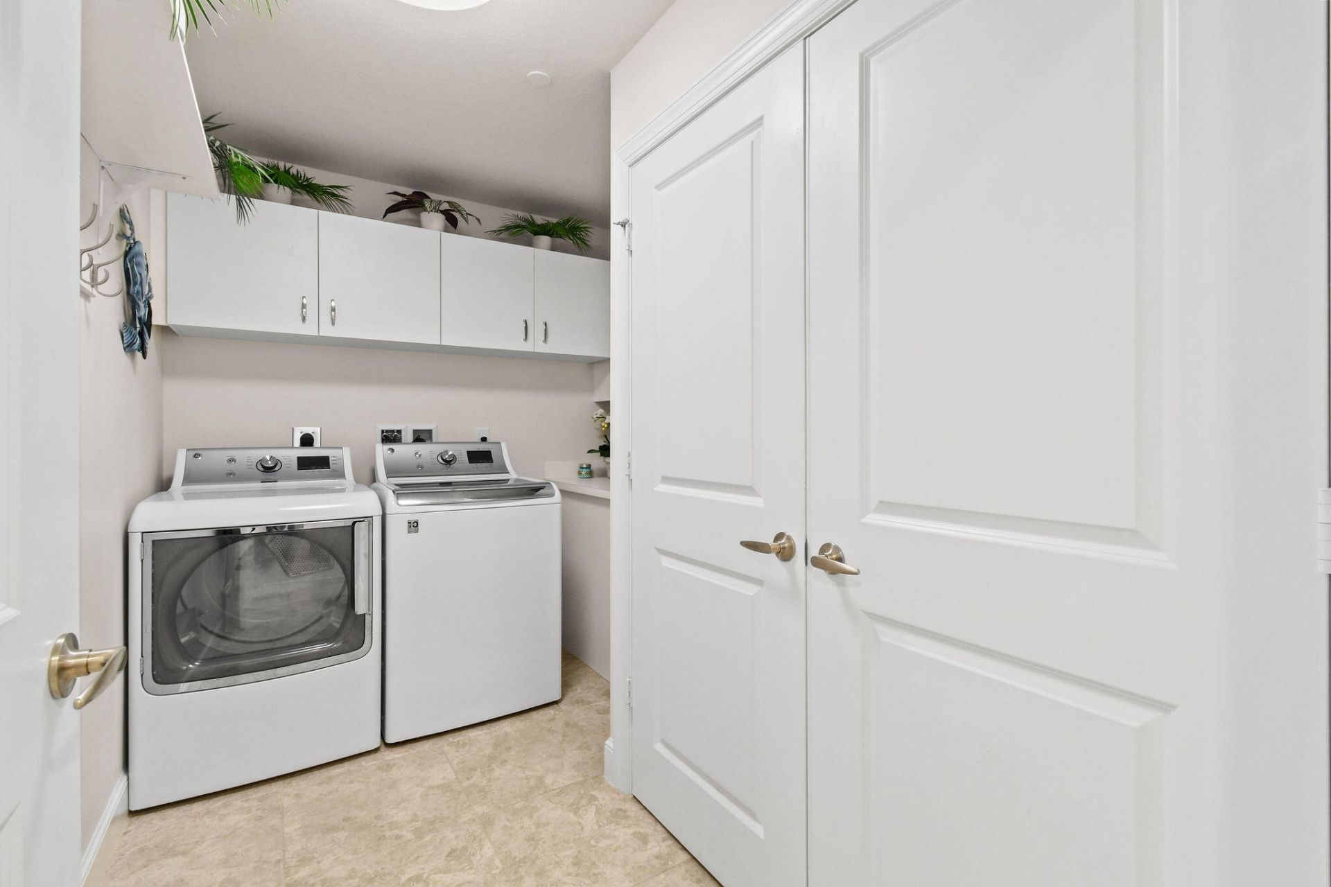 915 Bay Colony Drive S, Juno Beach, FL 33408 Photo