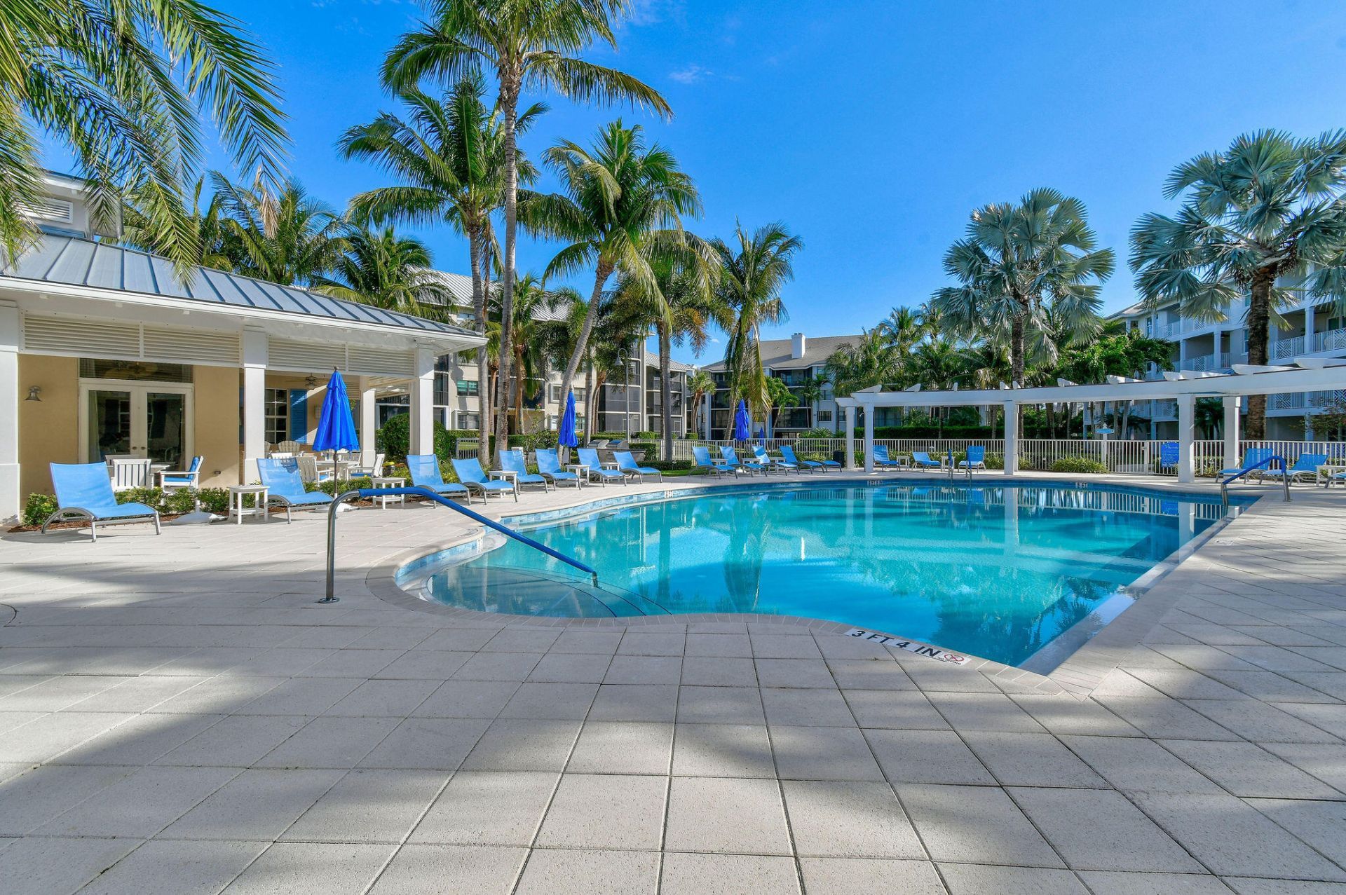 915 Bay Colony Drive S, Juno Beach, FL 33408 Photo