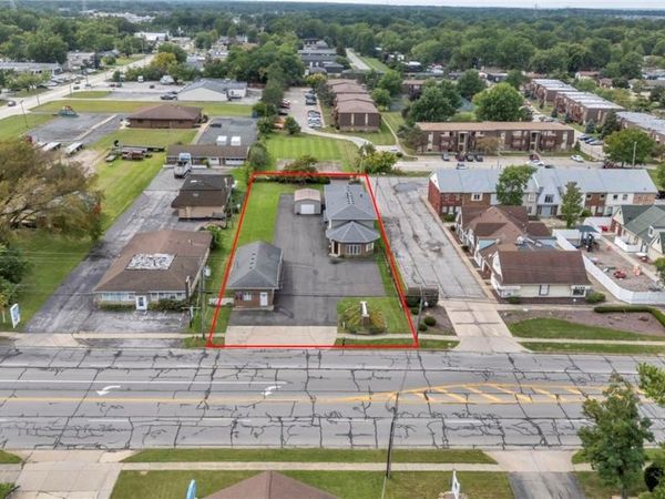 5374 Oberlin Avenue, Lorain, OH 44053