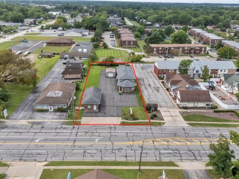 5374 Oberlin Avenue, Lorain, OH 44053 Photo 1