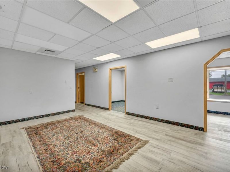 5374 Oberlin Avenue, Lorain, OH 44053 Photo 25