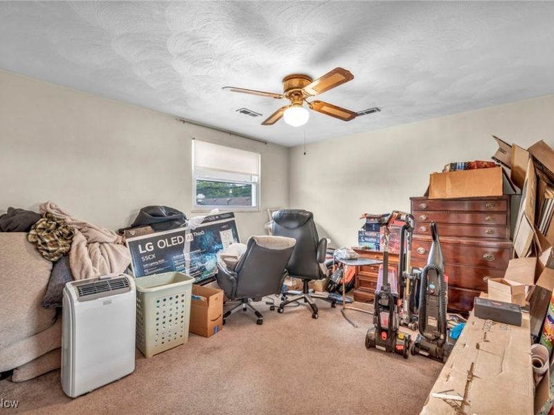 5374 Oberlin Avenue, Lorain, OH 44053 Photo 45