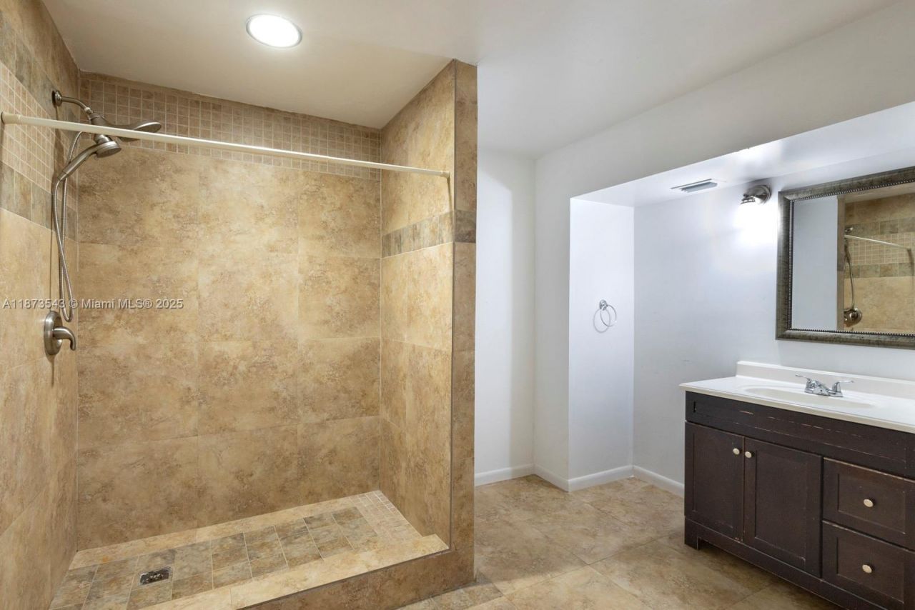 6924 SW 114th Pl, Unit H56, Miami, FL 33173 Photo