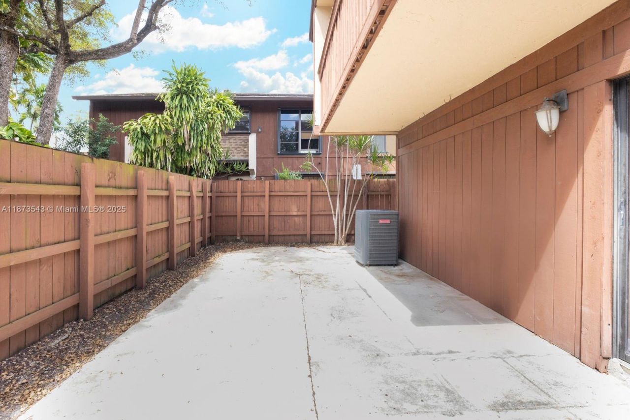 6924 SW 114th Pl, Unit H56, Miami, FL 33173 Photo