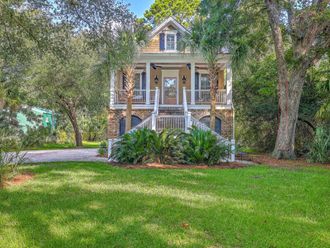 7759 Edingsville Beach Road Edisto Island, SC 29438