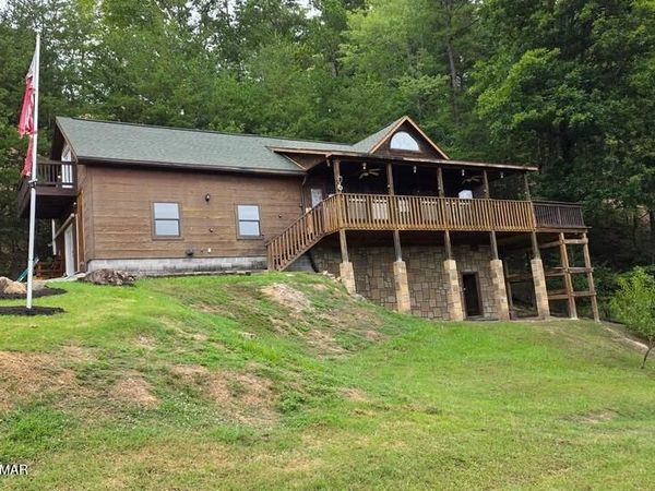 2560 Goose Gap Road, Sevierville, TN 37876