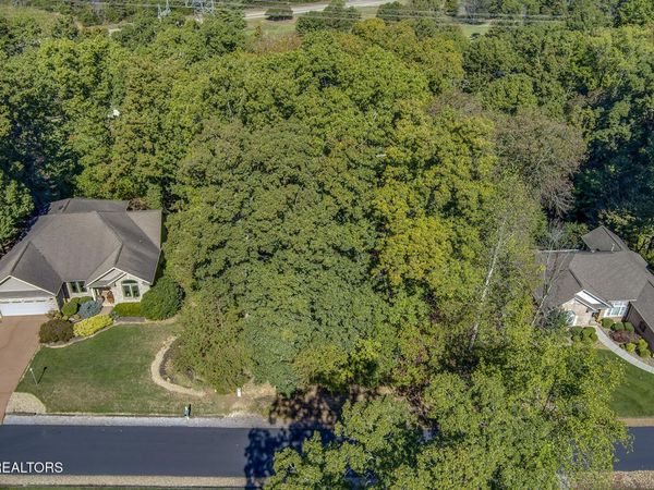 131 Kenosha Lane, Loudon, TN 37774