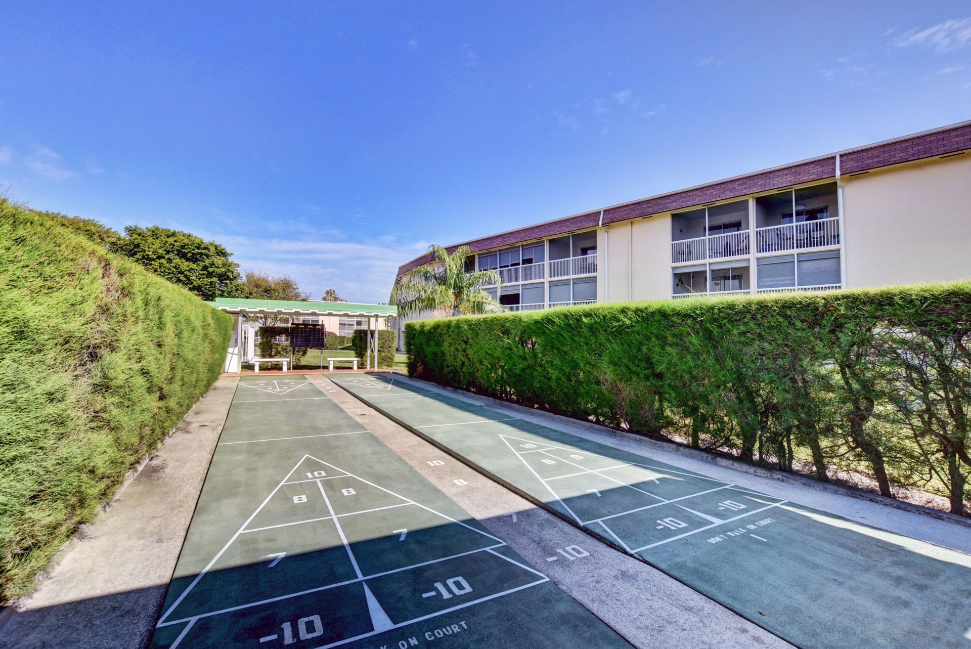 400 Village Green Circle W, Unit 212, Palm Springs, FL 33461 Photo