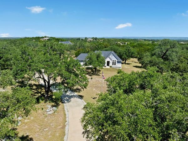 208 Double Horn TRL, Spicewood, TX 78669