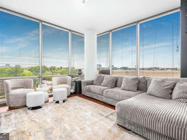 270 17th Street NW, Unit 813, Atlanta, GA 30363