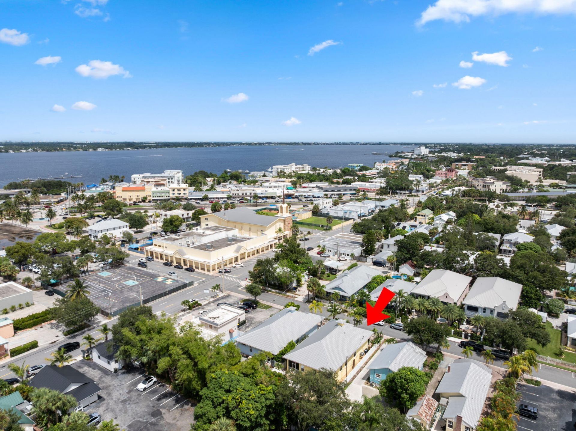 412 SW Akron Avenue, Stuart, FL 34994 Photo