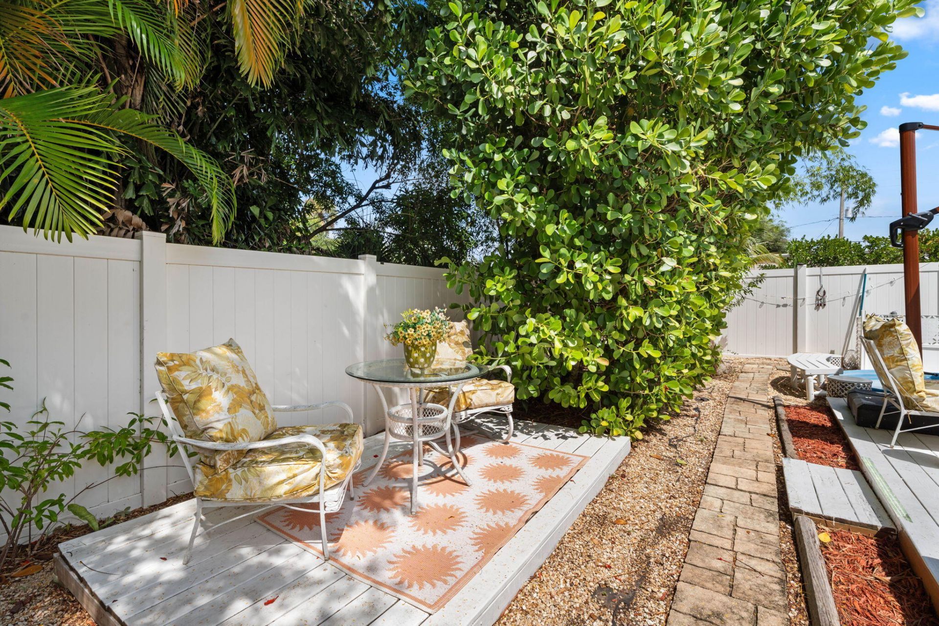 412 SW Akron Avenue, Stuart, FL 34994 Photo