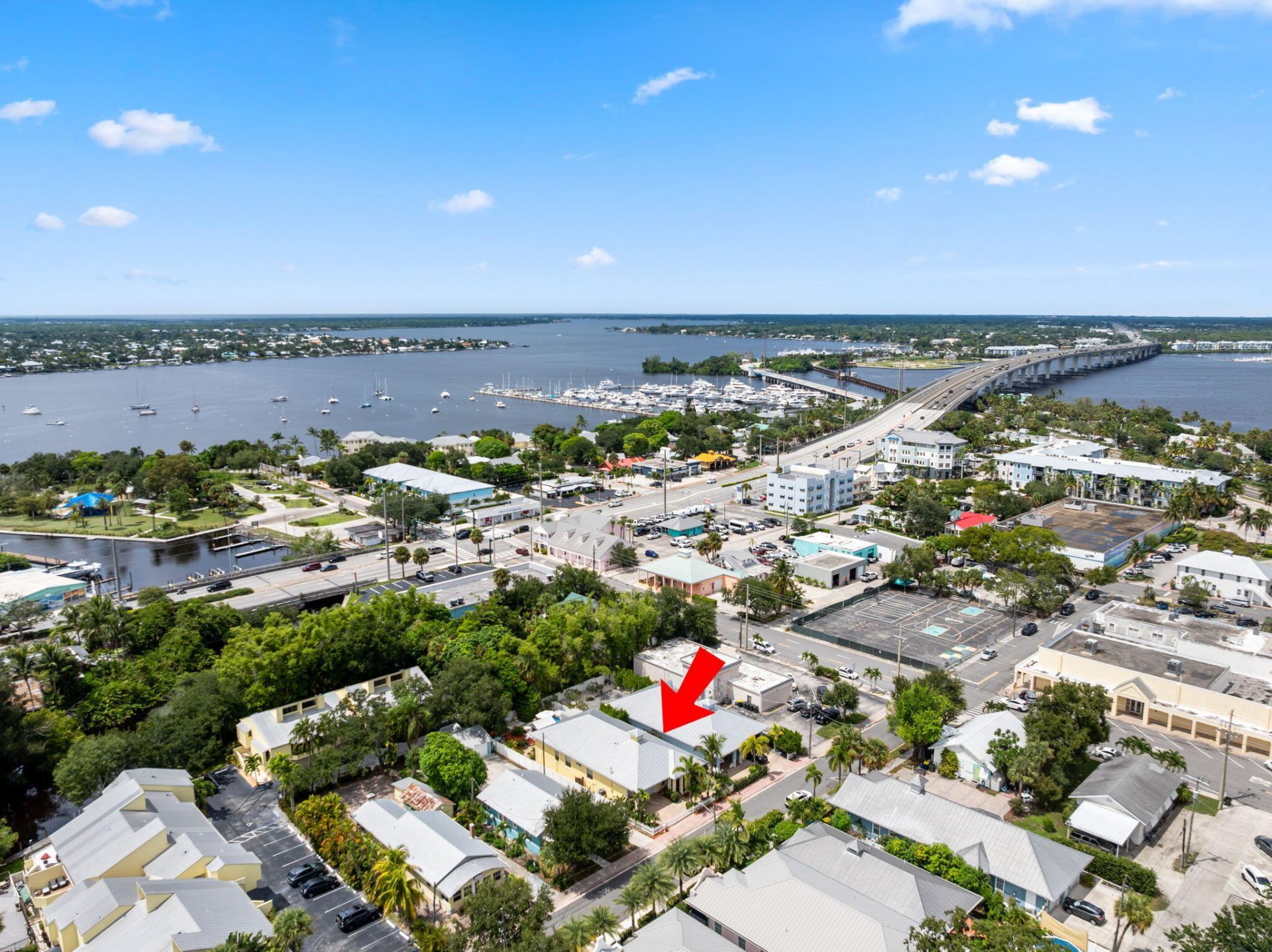 412 SW Akron Avenue, Stuart, FL 34994 Photo