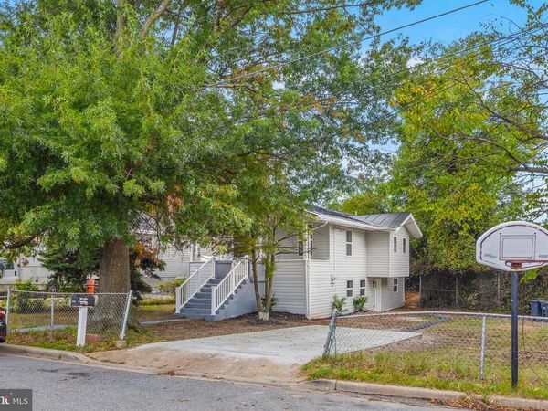 1528 HUNT AVENUE, LANDOVER, MD 20785