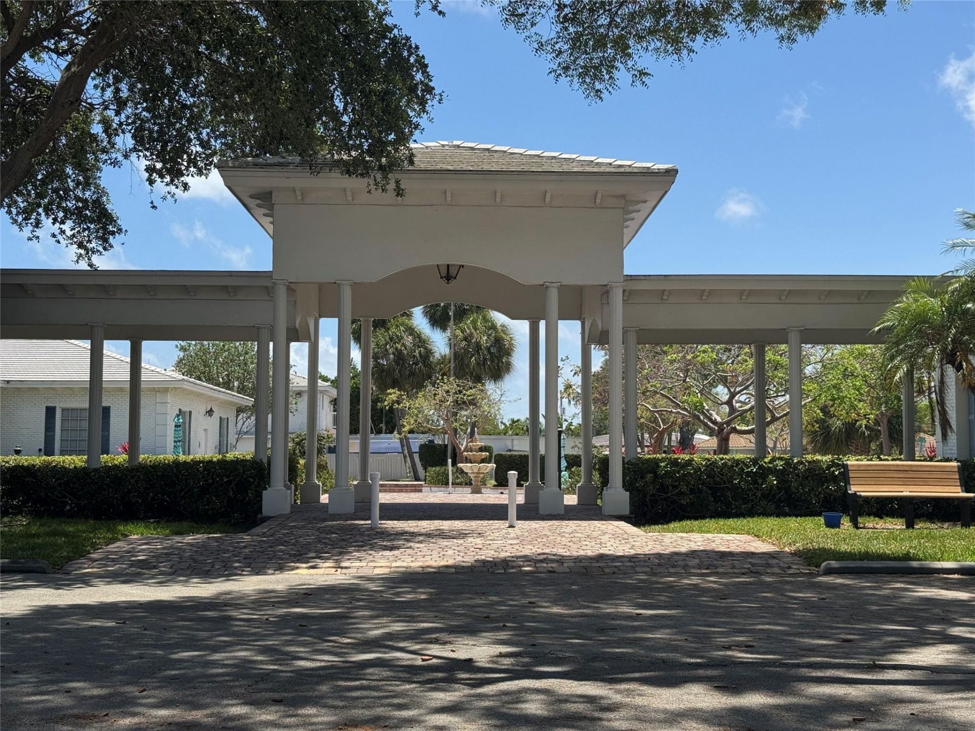 2220 NE 68th Street, Unit 1031, Fort Lauderdale, FL 33308 Photo