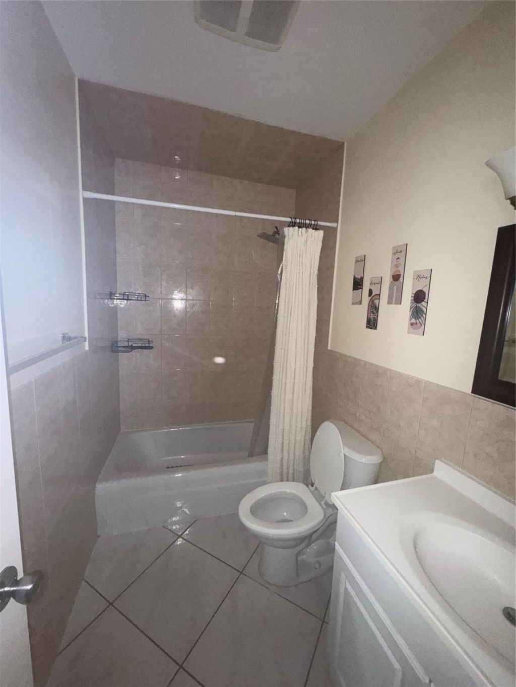 2220 NE 68th Street, Unit 1031, Fort Lauderdale, FL 33308 Photo