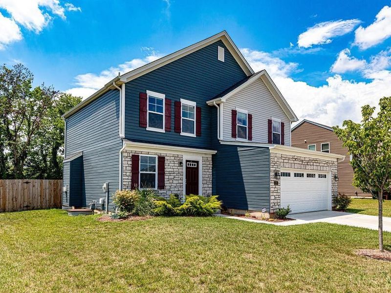 1221 Waterbury Drive, Carlisle, OH 45005 Photo 2