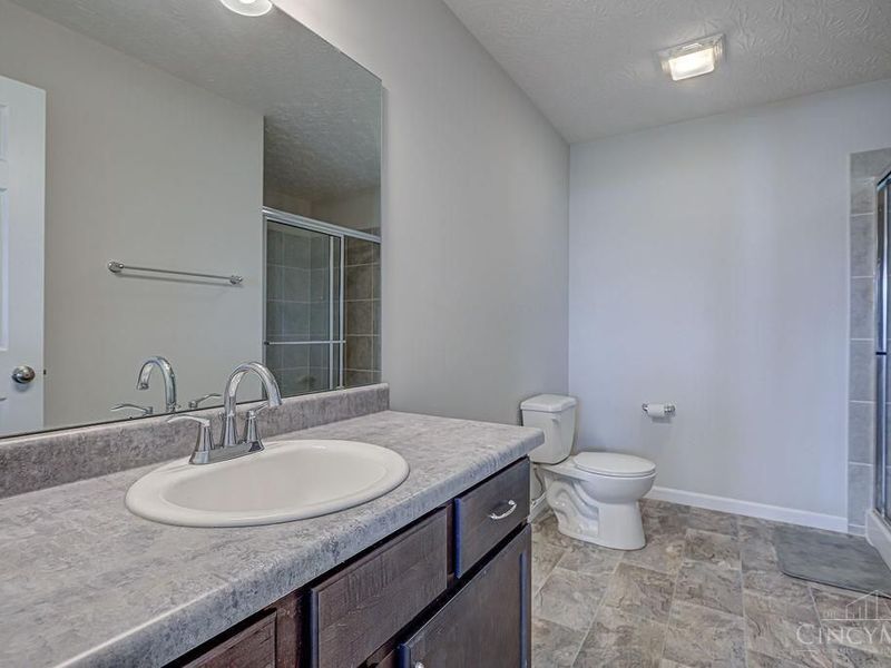 1221 Waterbury Drive, Carlisle, OH 45005 Photo 26