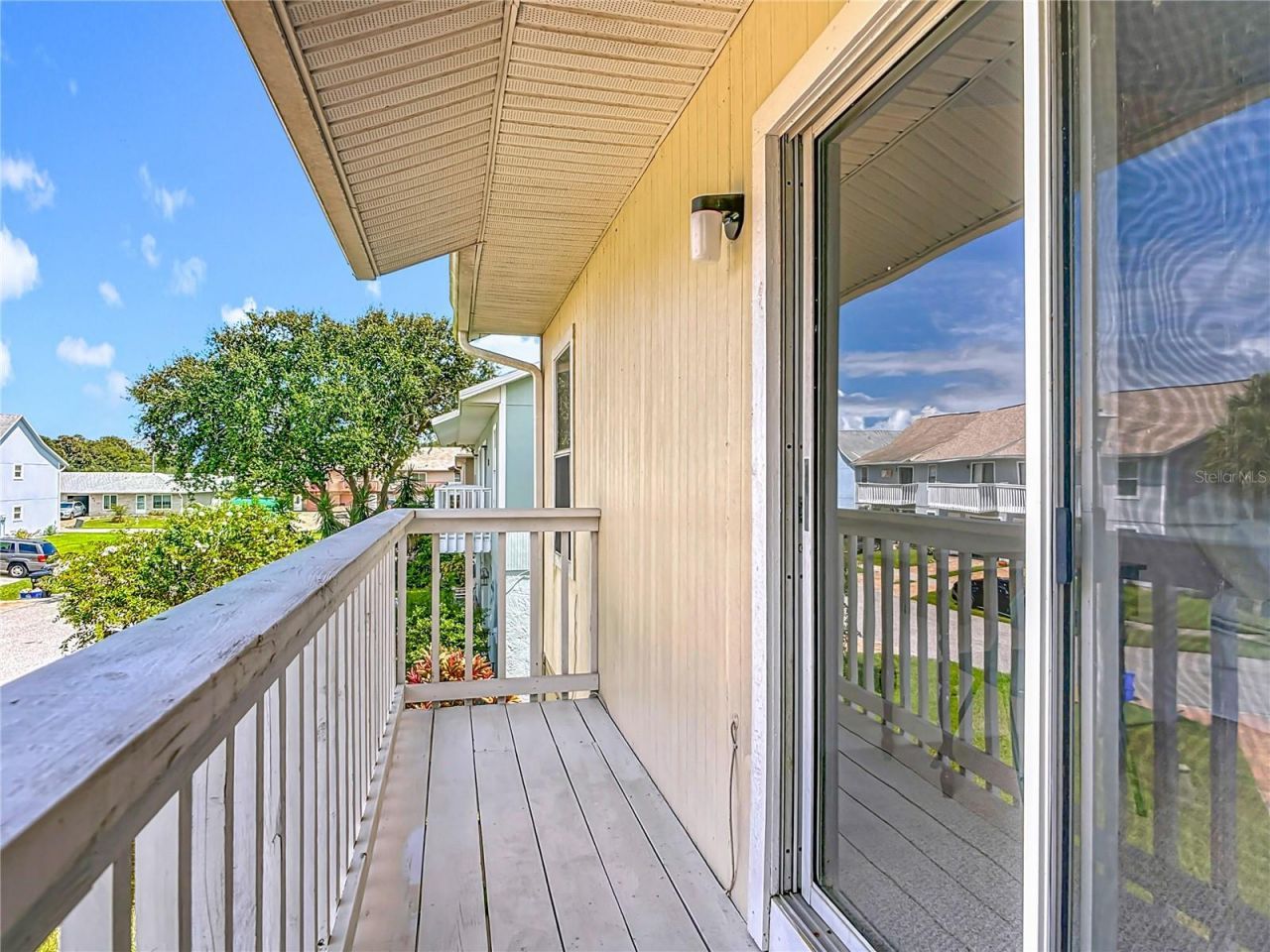 717 Laurel Bay Circle, New Smyrna Beach, FL 32169 Photo