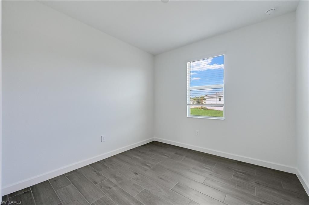 3083 Weston Manor Dr, Alva, FL 33920 Photo