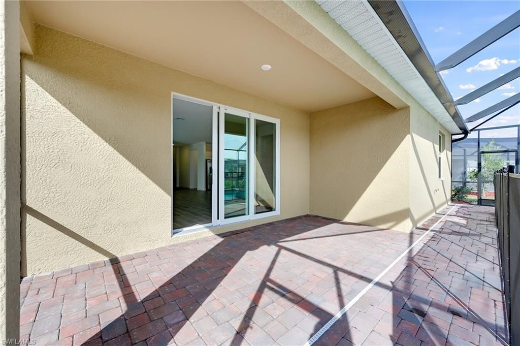 3083 Weston Manor Dr, Alva, FL 33920 Photo