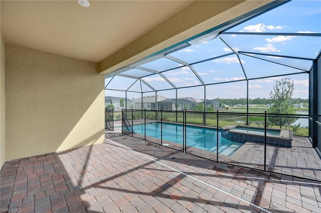 3083 Weston Manor Dr, Alva, FL 33920 Photo