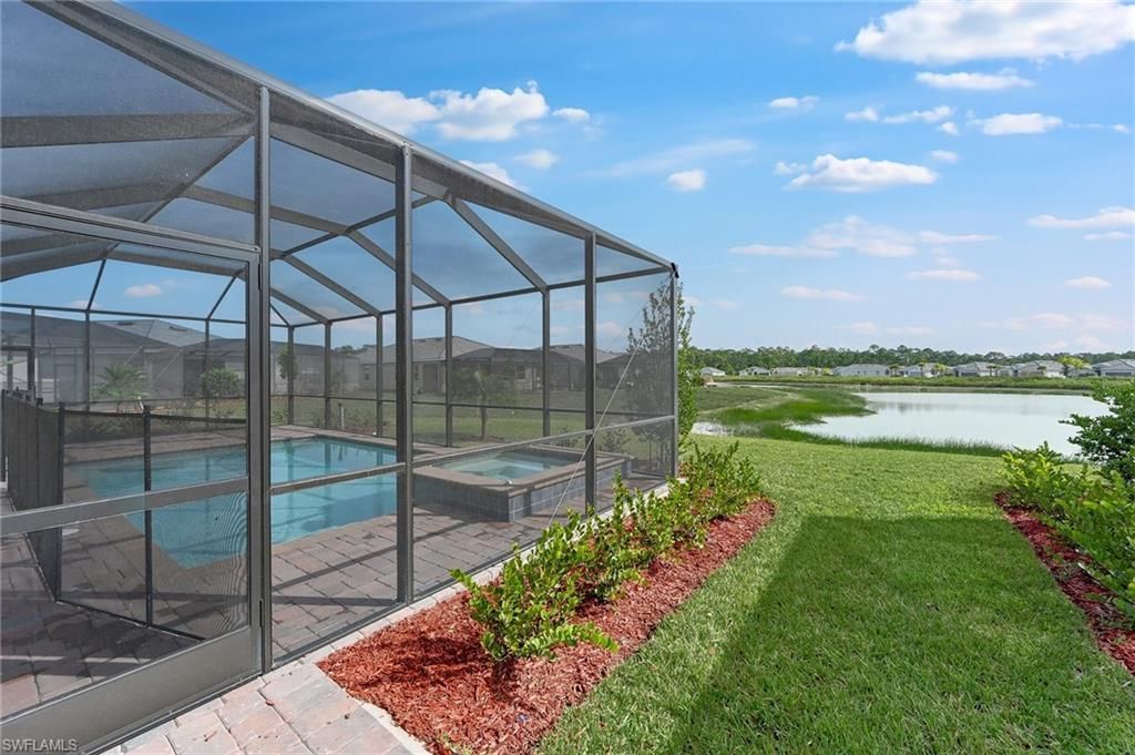 3083 Weston Manor Dr, Alva, FL 33920 Photo