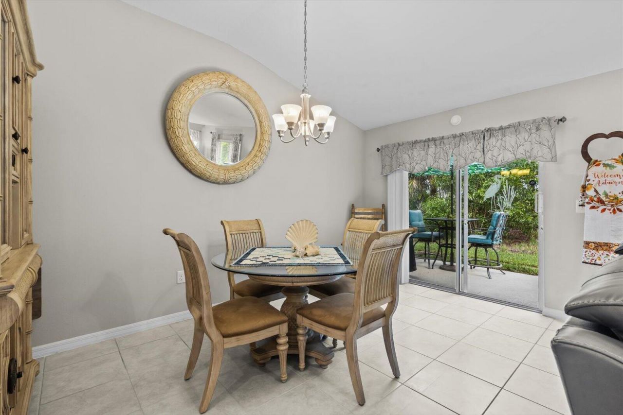 5815 NW Pine Trail Circle, Port Saint Lucie, FL 34983 Photo