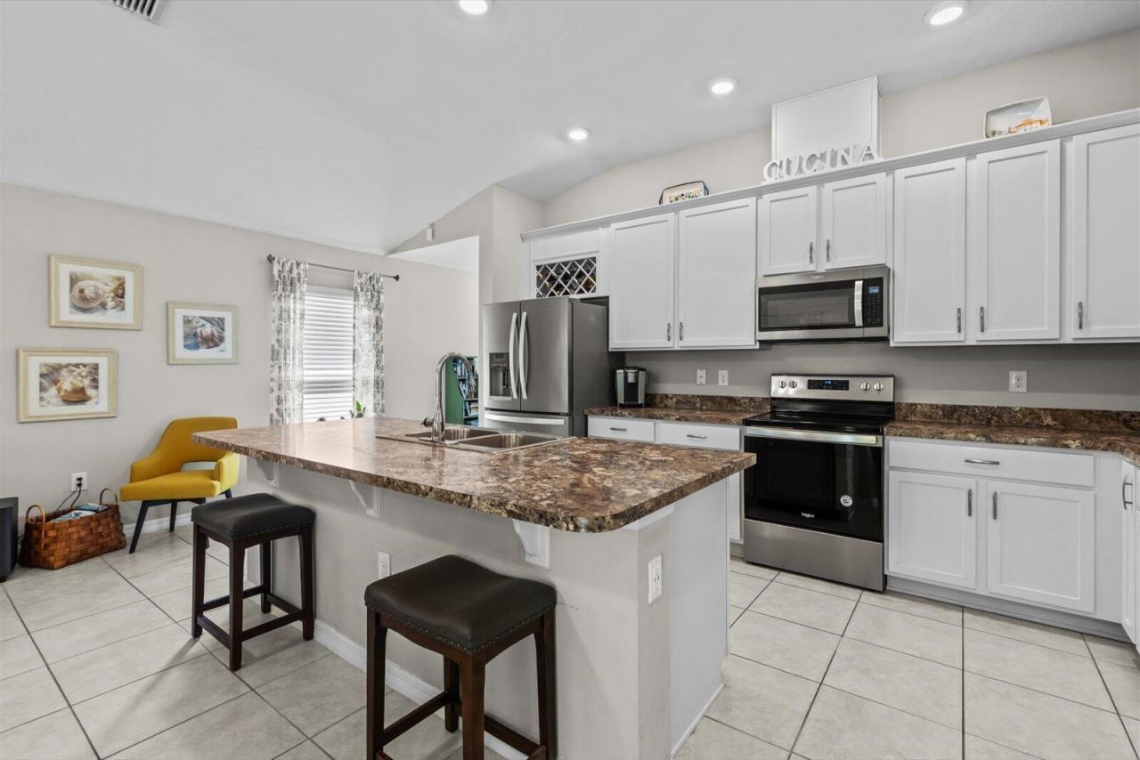 5815 NW Pine Trail Circle, Port Saint Lucie, FL 34983 Photo